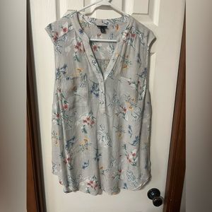 Floral Sleeveless Button-up, Torrid